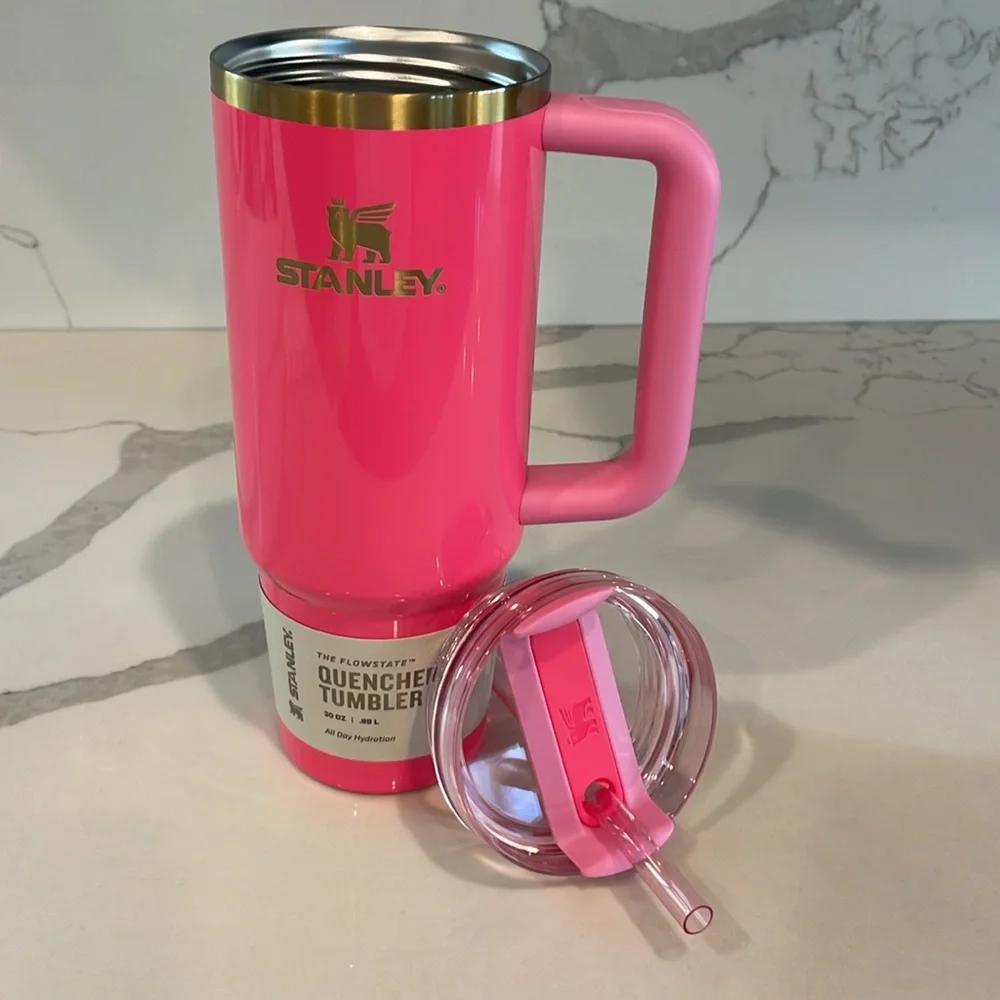 Stanley - PINK PARADE 30oz. Stanley Quencher H2.0 Flowstate Tumbler - NWT!